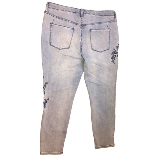 Mossimo Women’s High Rise Floral Embroidery  Cropped Jeggings Girlfriend Jeans S - Picture 4 of 8